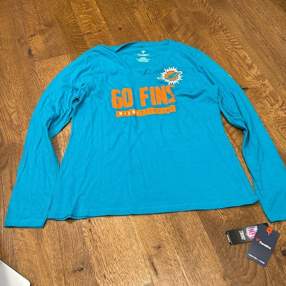 NWT Fanatics Women’s Miami Dolphins Teal & Orange Longsleeve Tshirt Size XL